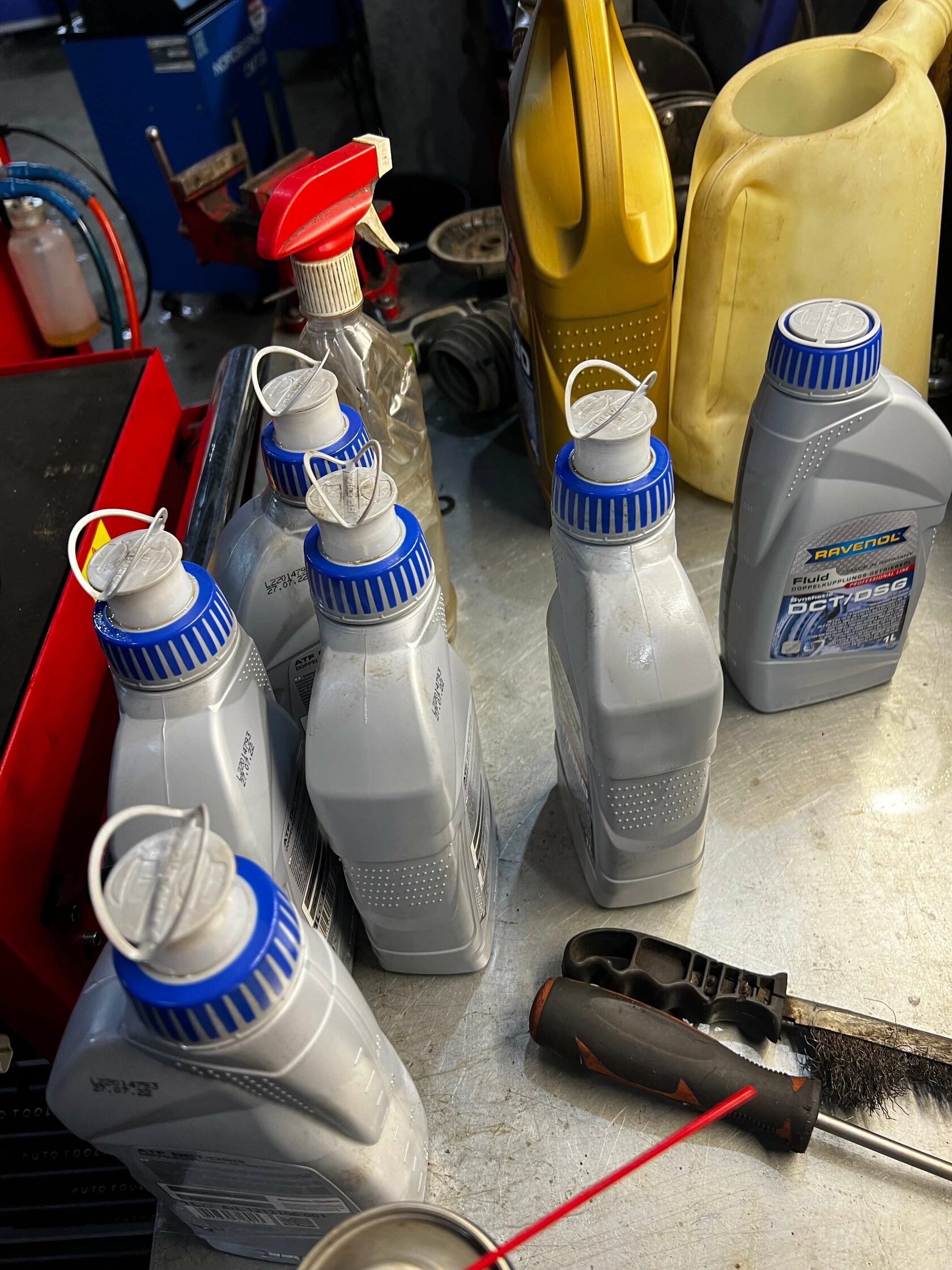 Заливка масла Ravenol DCT