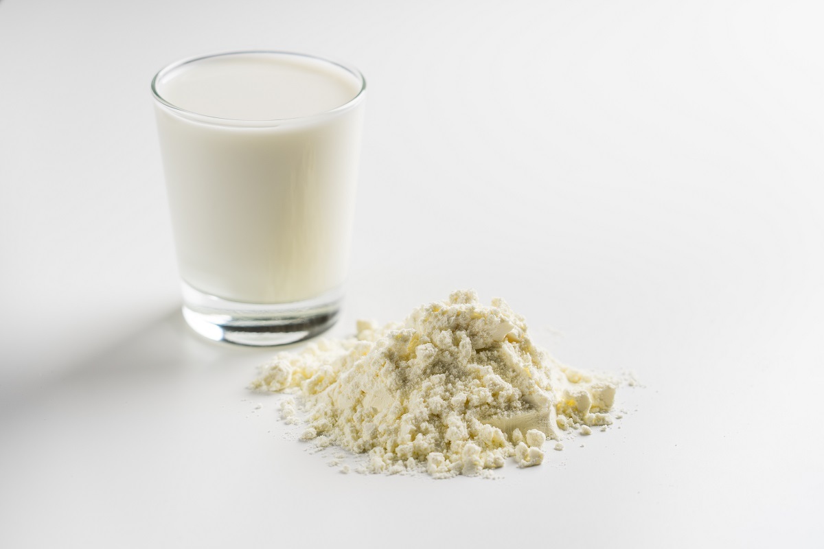 Что такое молочный белок. Молочный белок. Концентрат молочного белка. Молочный белковый. Сывороточный белок молока.