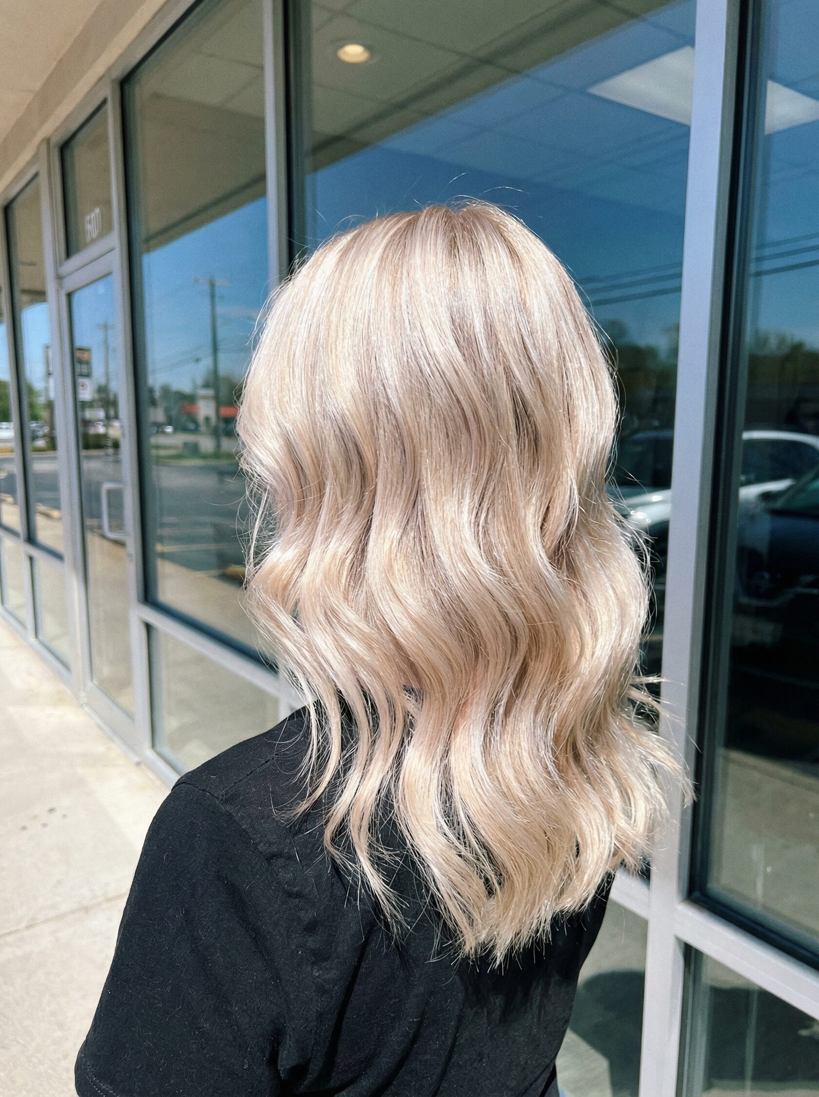 Холодный бежевый блонд