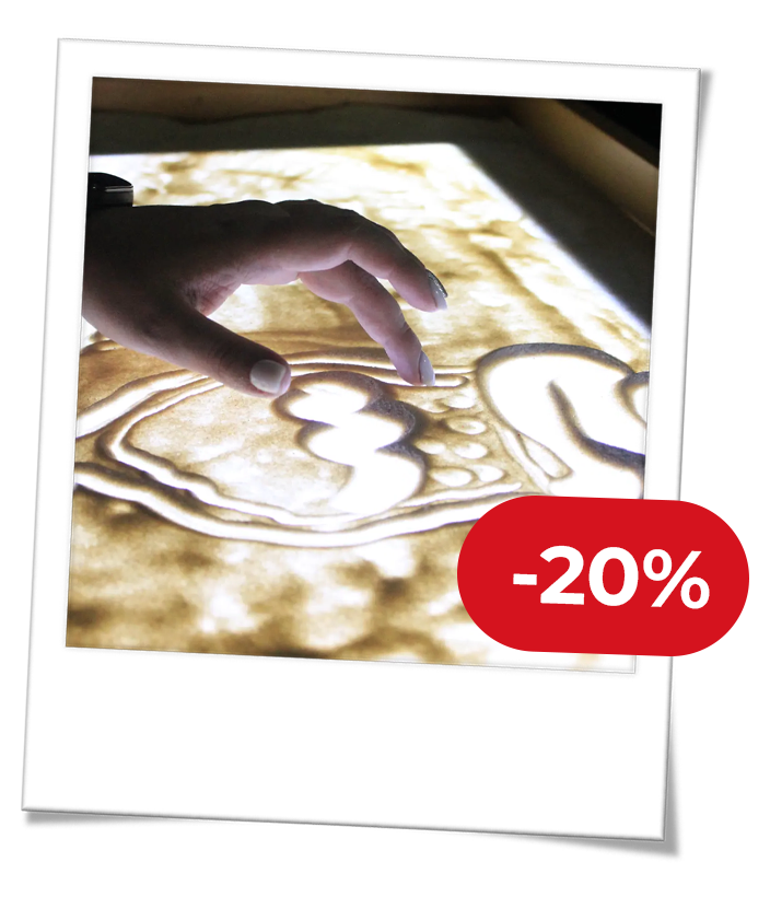 фото нанесения макияжа на лицо девушки 