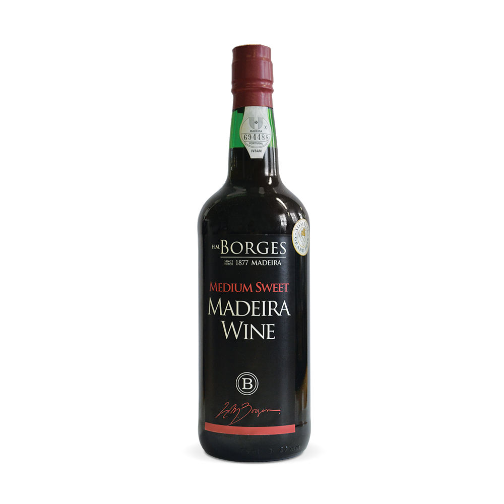 Вино мадера купить. Мадейра Португалия вино ликерное. Вино Мадера белое ликерное 0.75. Вино Мадера 0,75 ликерное. Мадера Боржес.