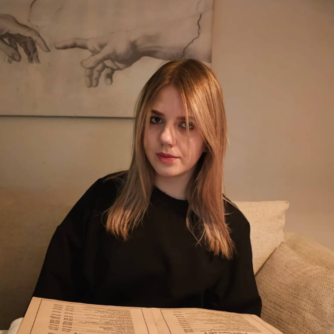 Шевченко Ксения — ученица репетитора по подготовке к ОГЭ в Раменском, поступила в Техникум экономики и права
