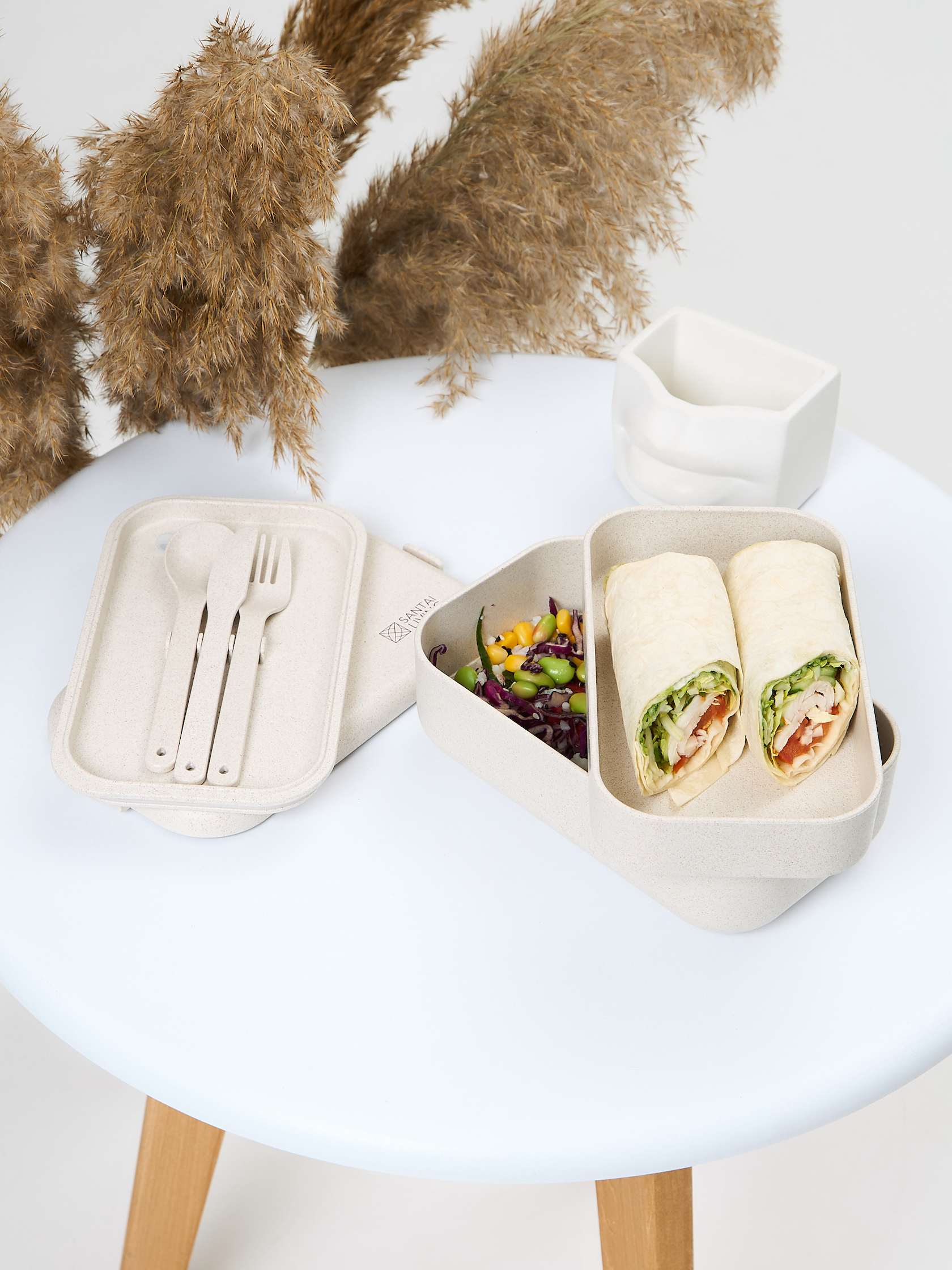 Контейнер для еды из 2 секций