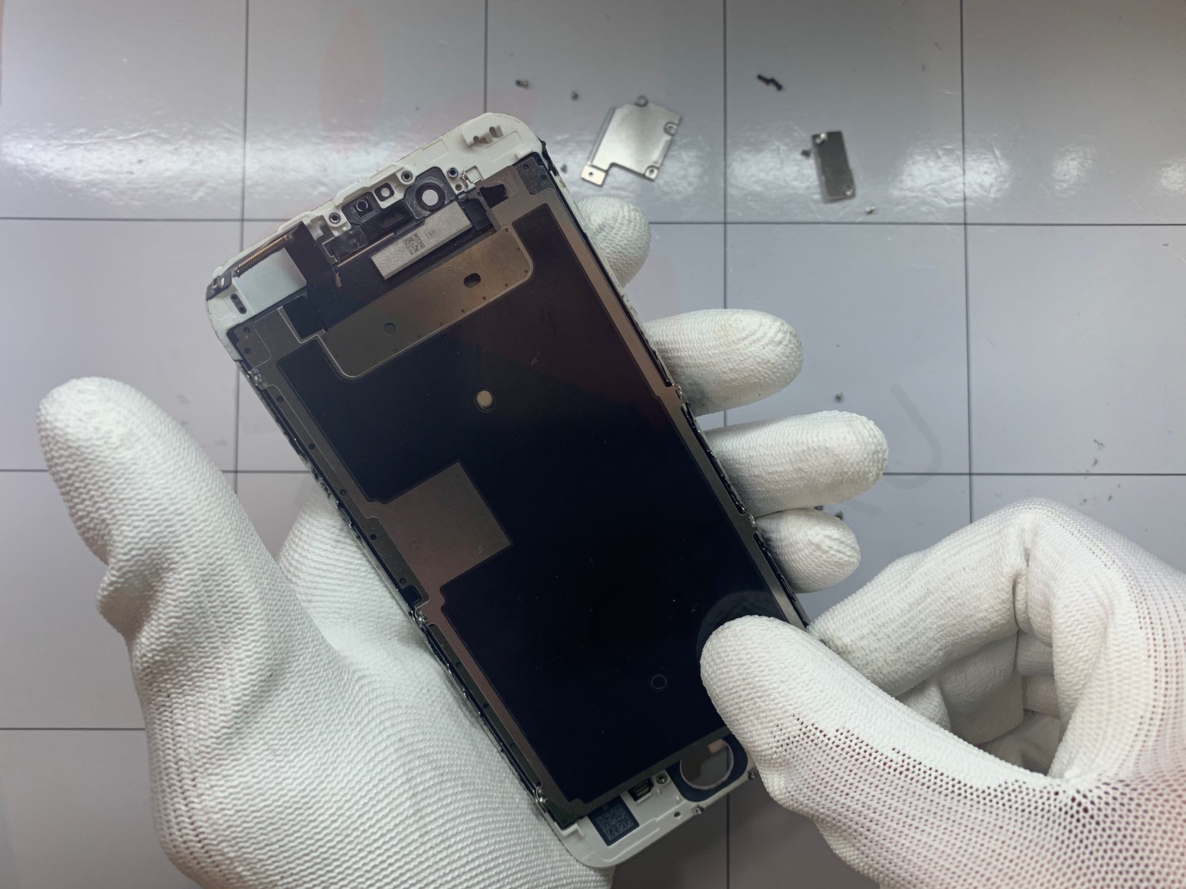 Замена экрана на iPhone 6 - ремонт iPhone 6 в Киеве