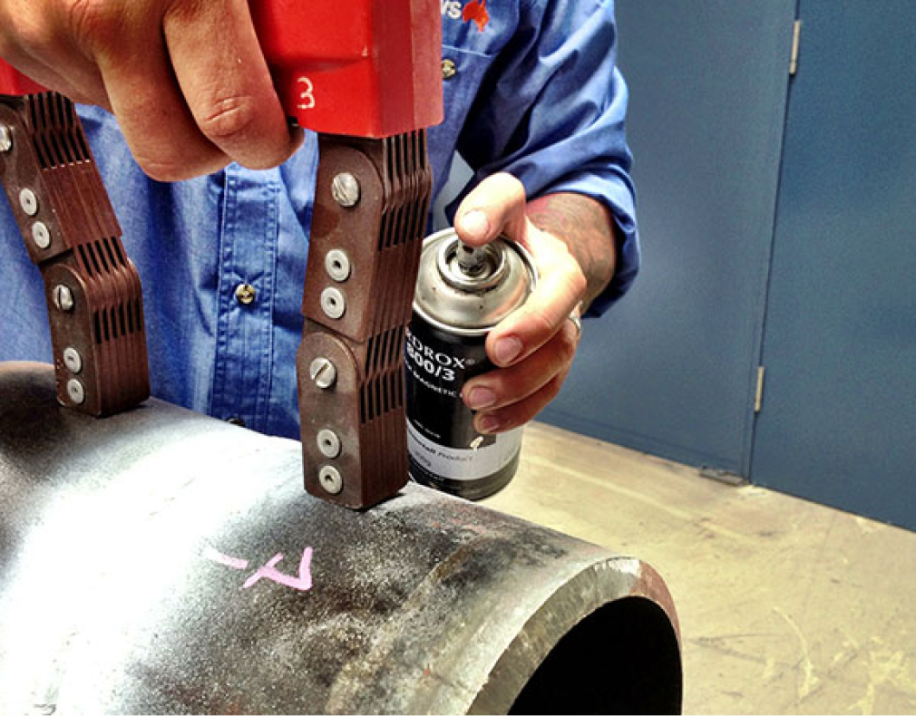 Магнитопорошковые методы неразрушающего контроля. Магнитопорошковая дефектоскопия сварных швов. Магнитно-порошковая дефектоскопия сварных швов. Магнитный магнитопорошковый контроль. Магнитный магнитопорошковый контроль.