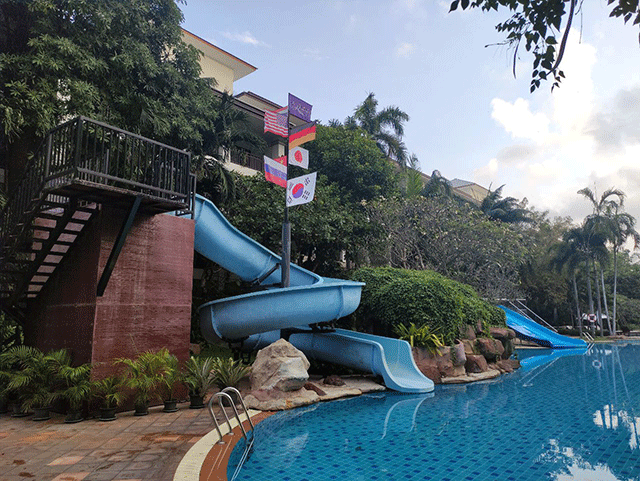 Водные горки отеля Ravindra Beach Resort & Spa 5*