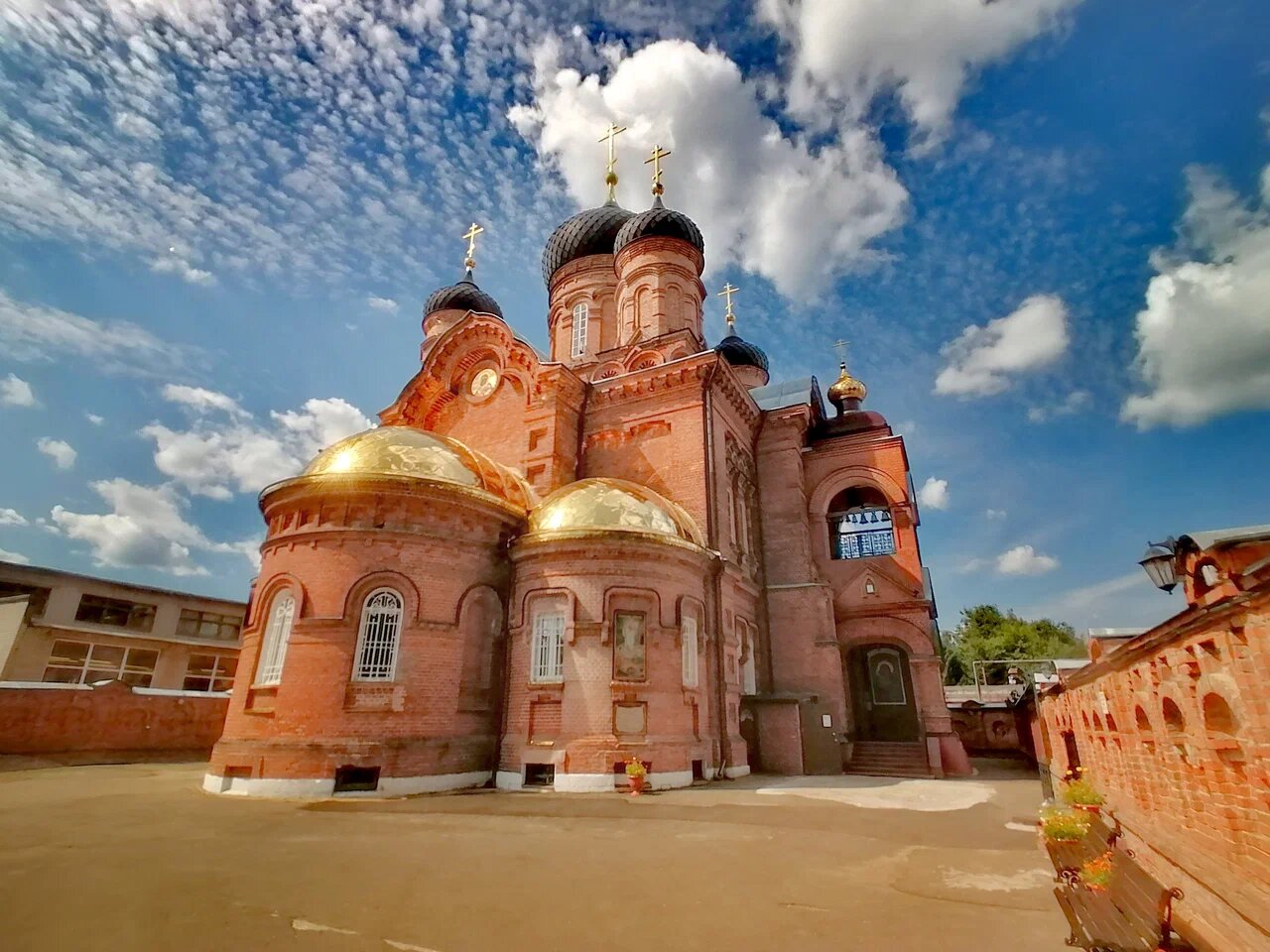 Ивановский монастырь в Санкт Петербурге