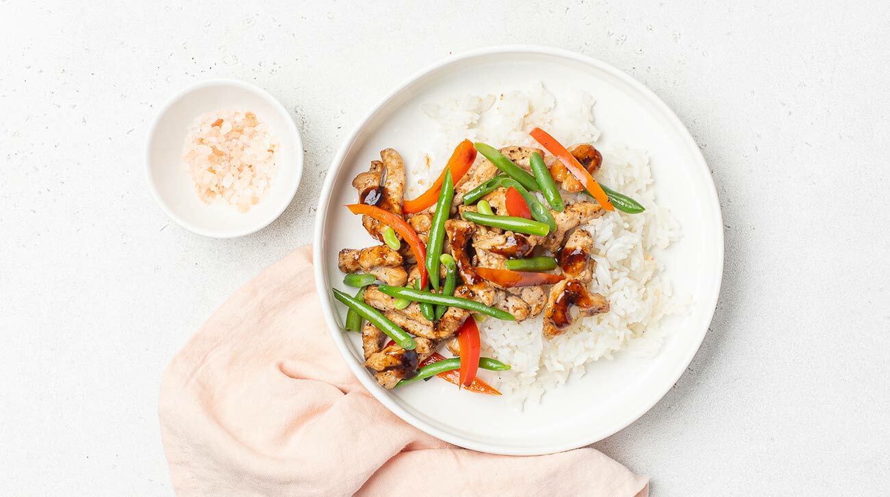 Мясо в перечном соусе с жасминовым рисом