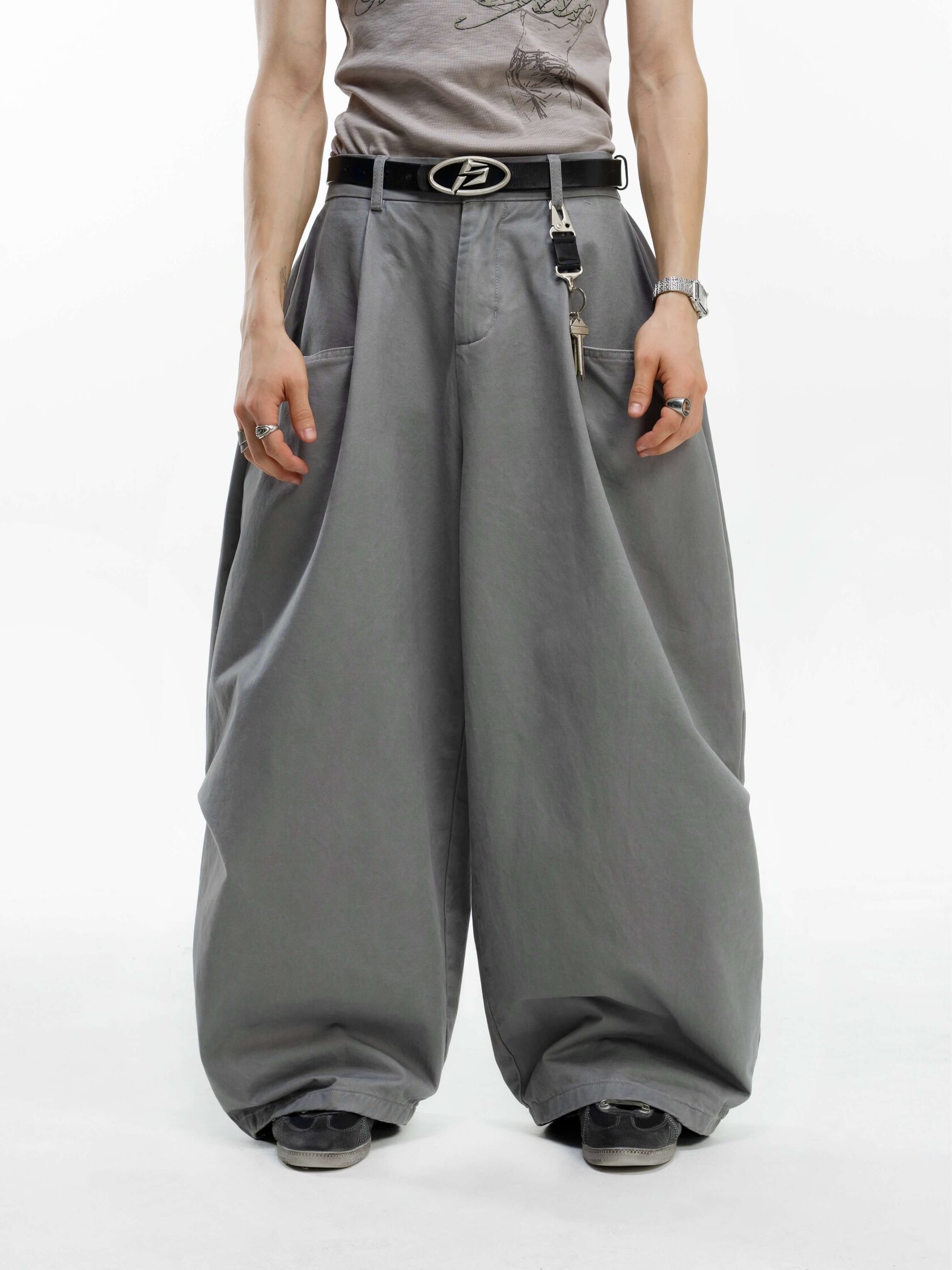Брюки Oversize Structure Pants, вид спереди