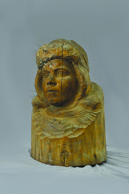 бюст мальчик Миша дерево