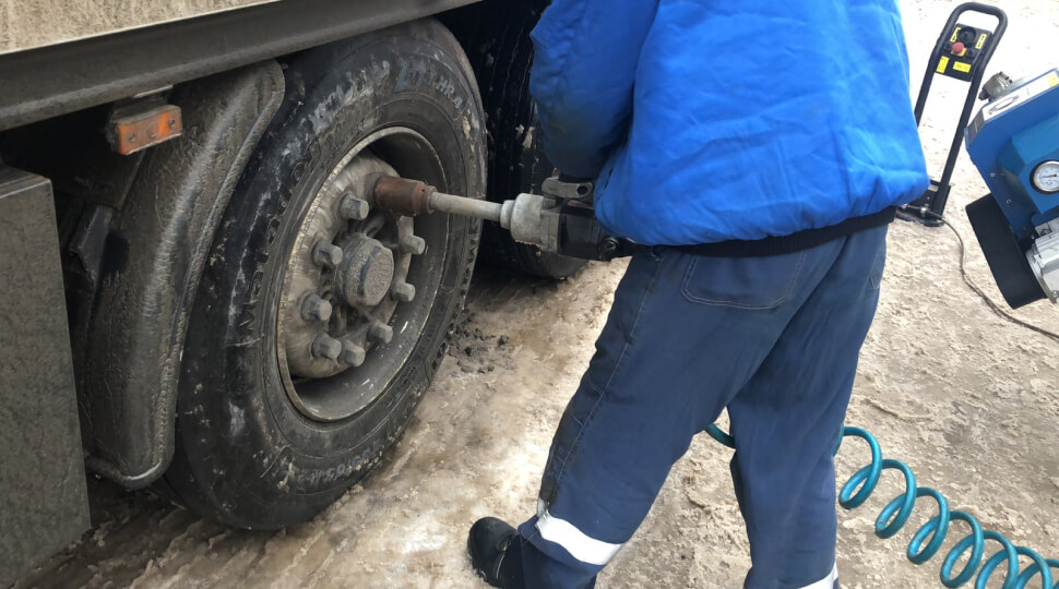 Мобильный грузовой шиномонтаж 24/7