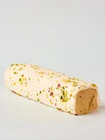 Рулет с фундучным кремом, кокосом и фисташкой — отдельный рулет