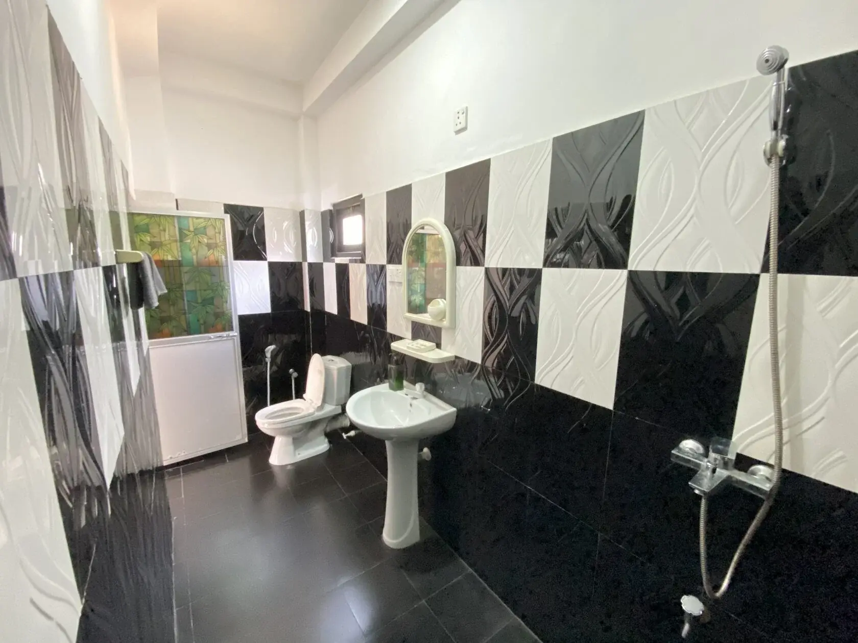 серф номер со своим душем