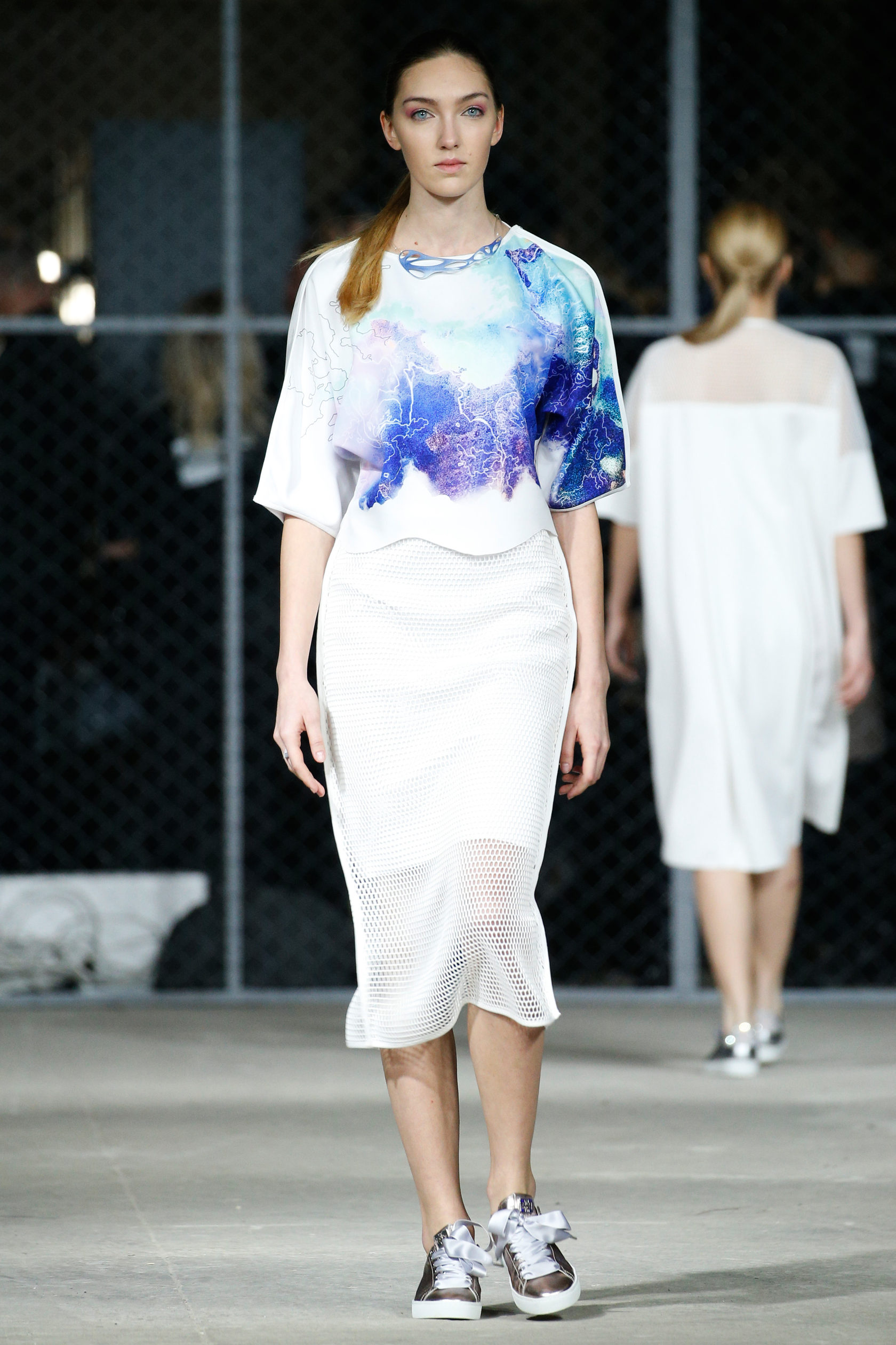 Март дизайнер. Март дизайнер. Дубленка. Дизайнеры москвы. Gresie genesis taupe 60x120.