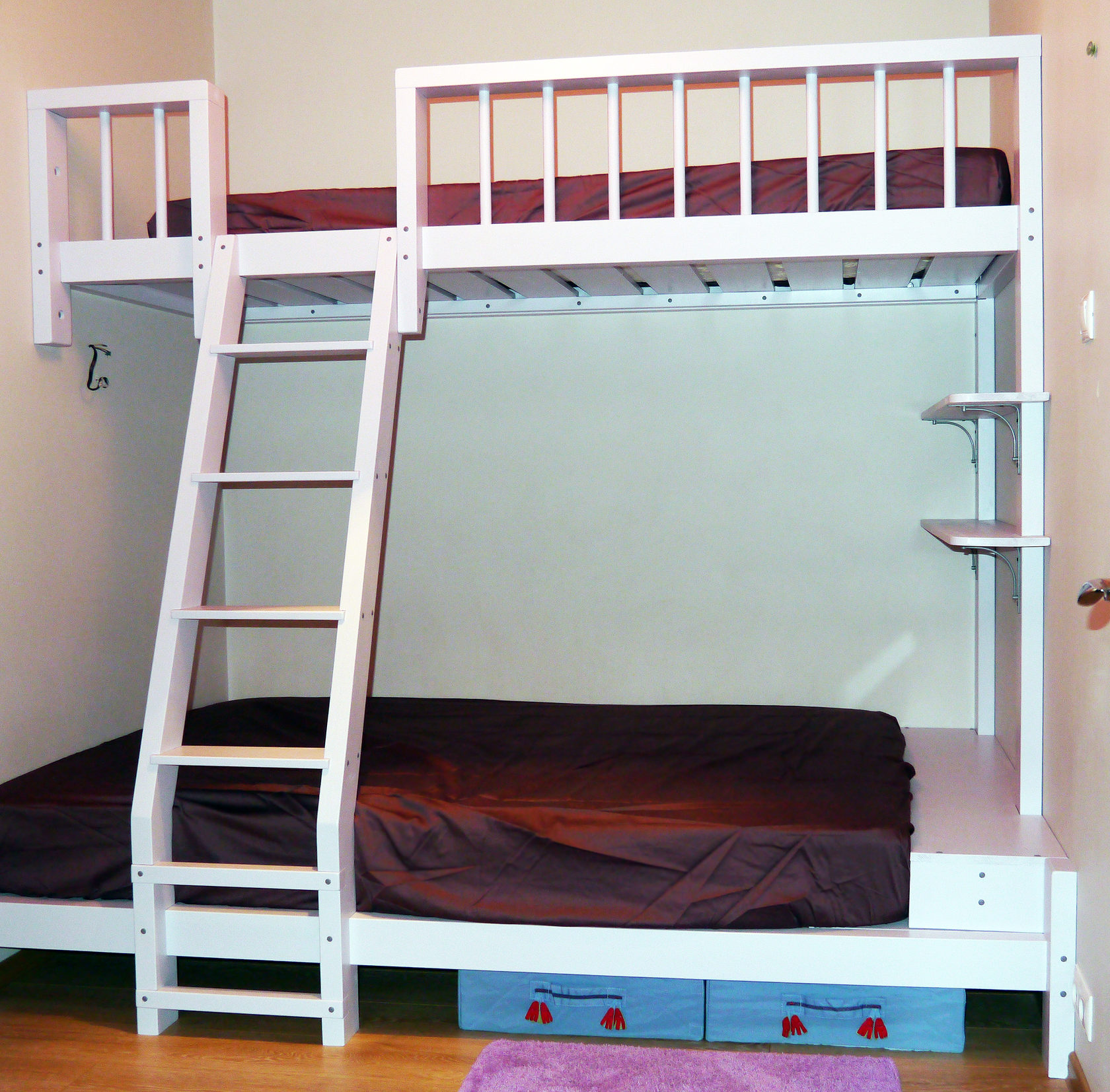 кровать лестница для детей
