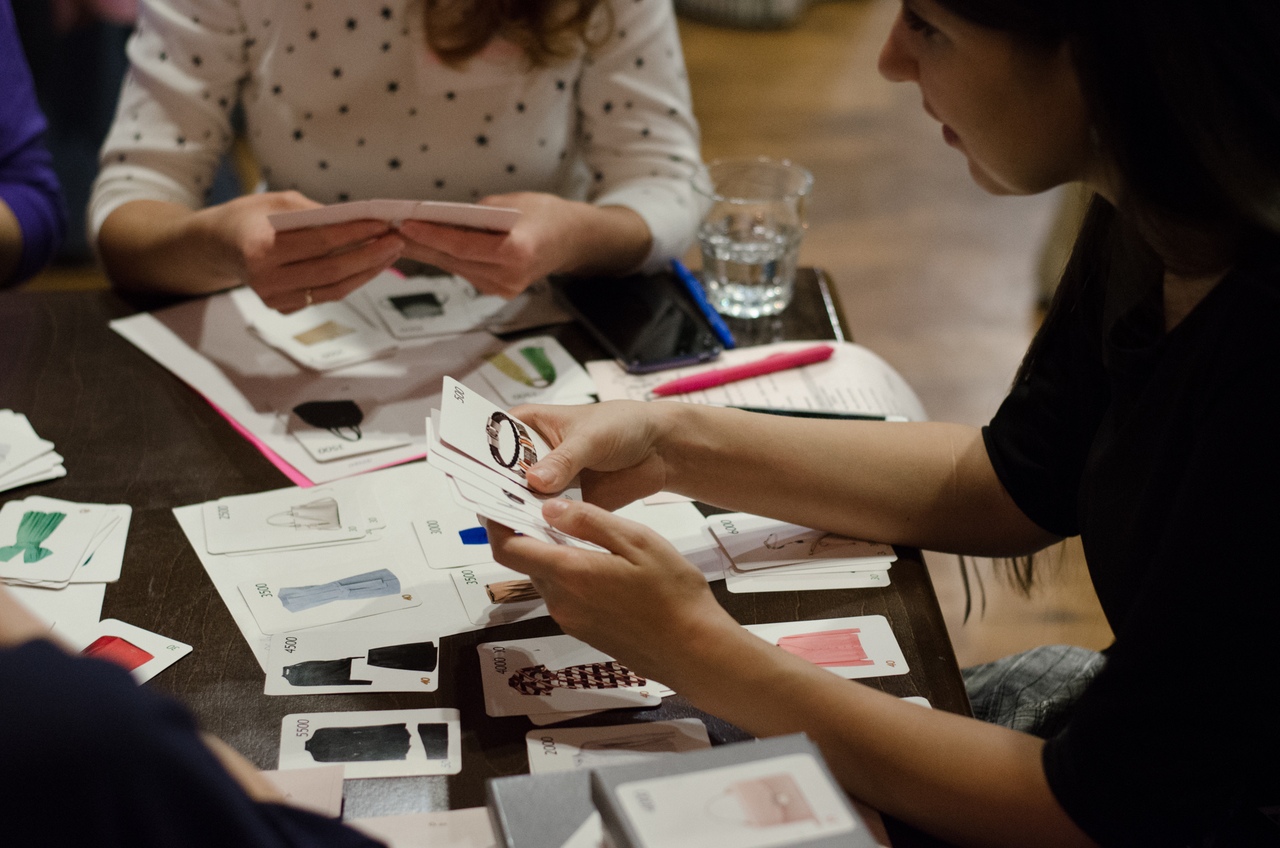 Build Your Wardrobe Styling Card Game