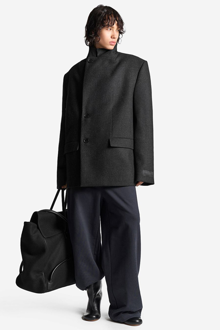 Зимняя женская куртка. GATE31 — это минималистичный бренд верхней одежды из Санкт–Петербурга