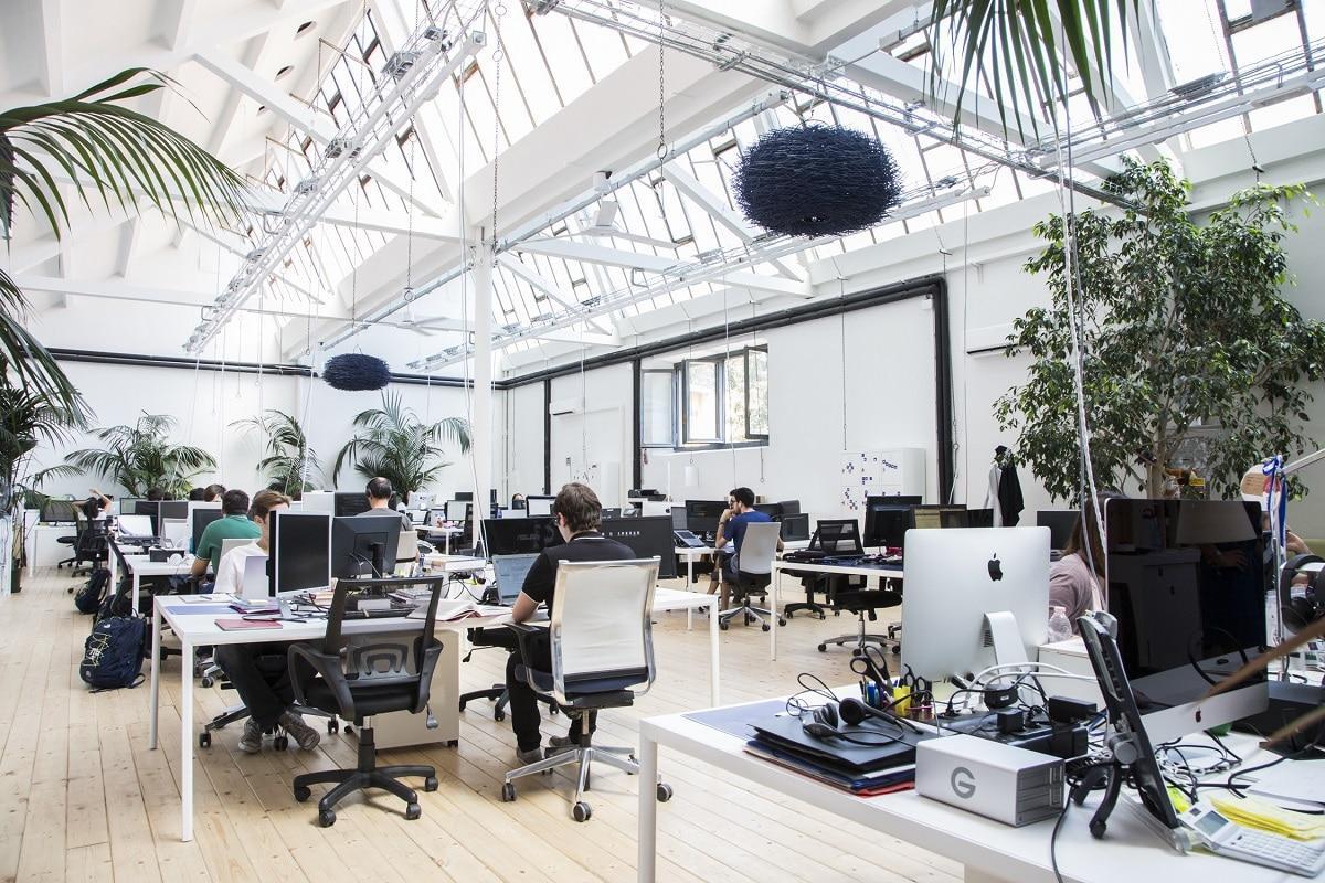 rent coworking milan italy