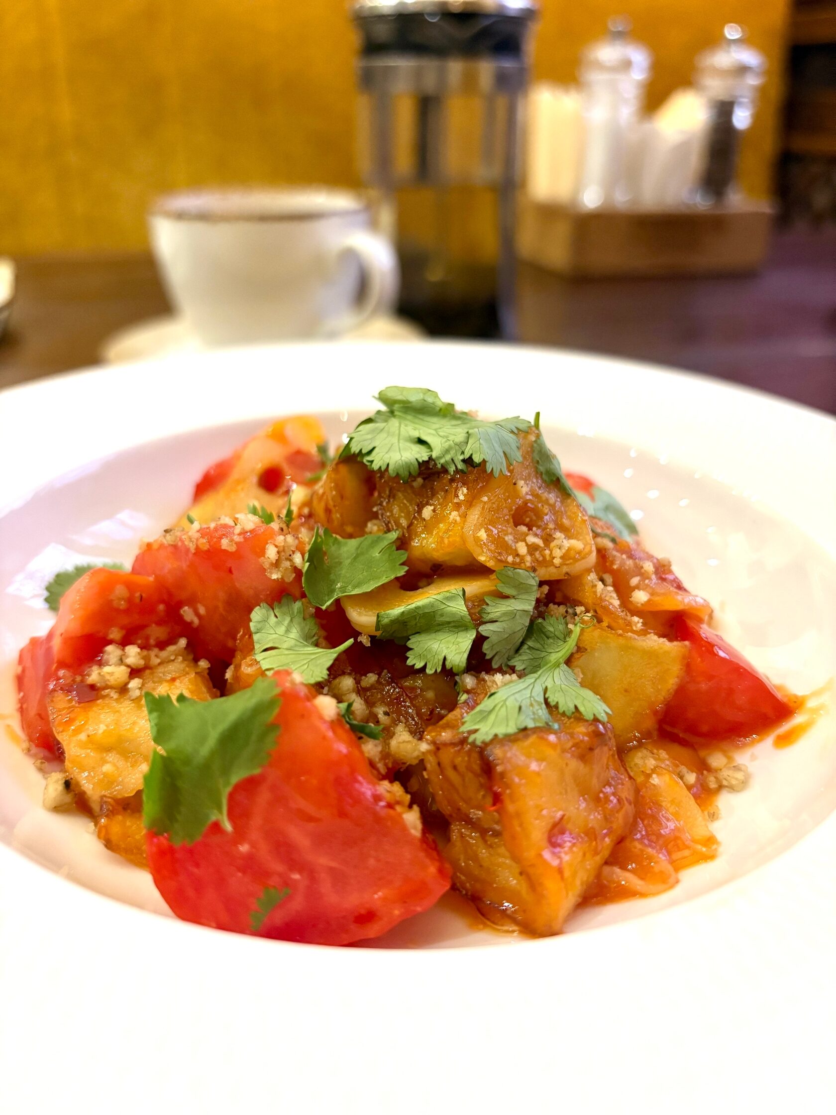 грузинский ресторан екатеринбрг, салат из баклажанов, гружинская кухня