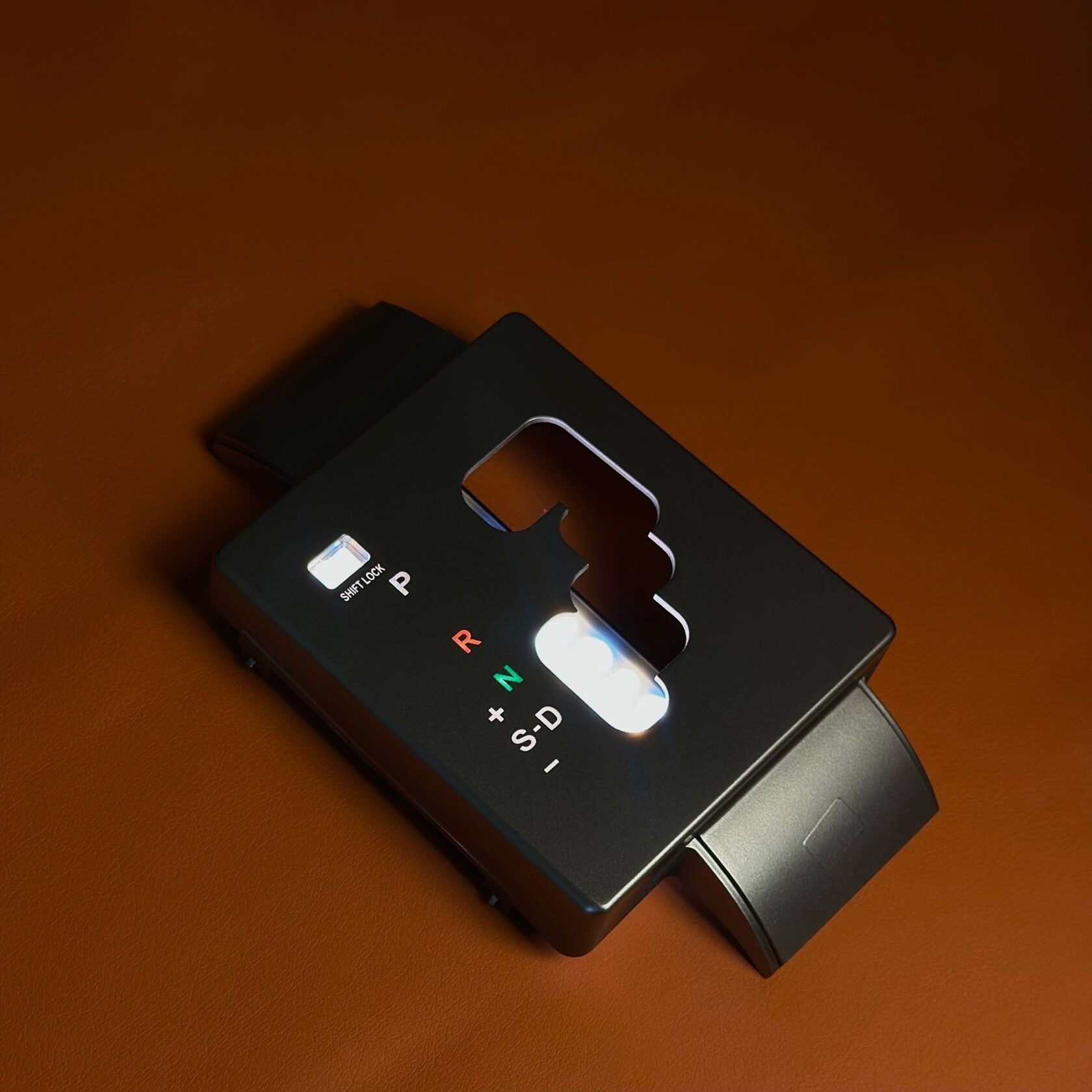 Возвращаем кнопкам автомобиля заводской вид в Кирове