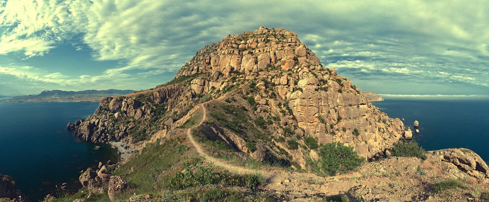 Гора Меганом в Судаке