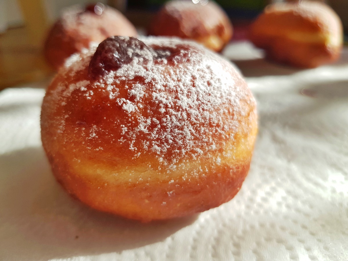 Польские пончики с вареньем | Рецепт | Идеи для блюд, Пончики, Десерты