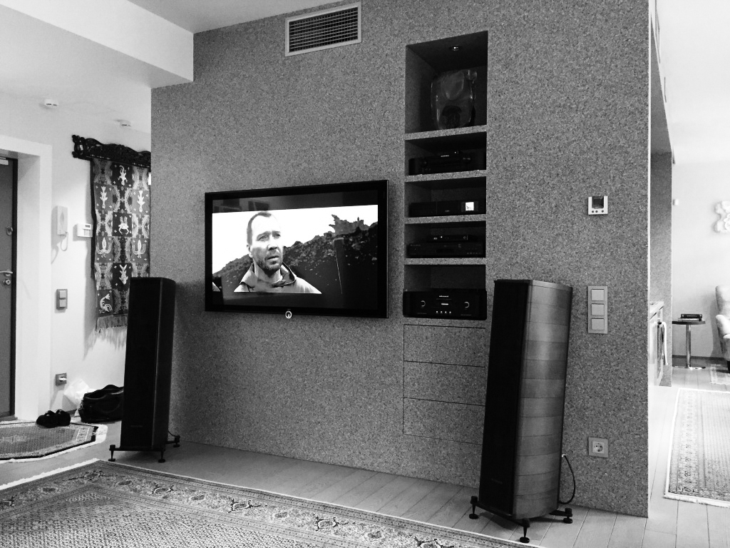 acoustic word, мир акустики, домашний кинотеатр, кино, кинотеатр, фильм, звук, колонки, стойка, строительство, экран, диван, индивидуальный, семейный кинотеатр, попкорн, отдых, заказ мебели, инсталляция, обучение, LP проигрыватели, система умный дом, кабель на заказ, мебель на заказ, Трейд-Ин, рабочий процесс