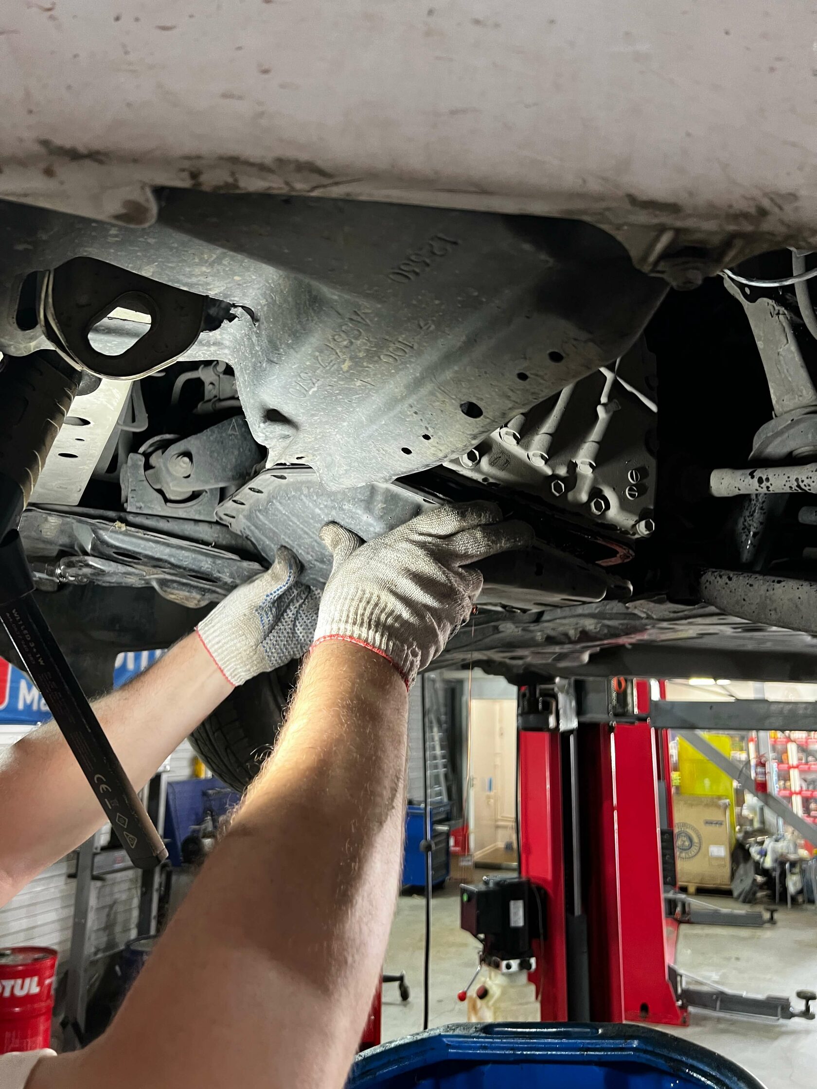 Снятие поддона АКПП Toyota Harrier