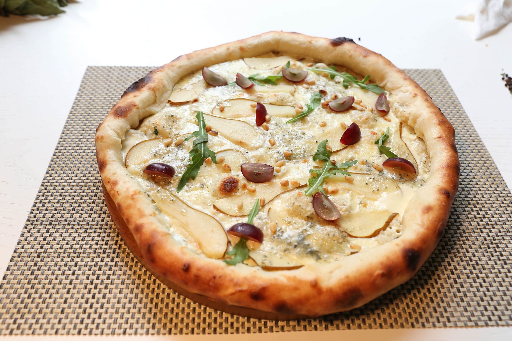 рецепт пиццы с грушей и горгонзолой от юлии высоцкой фото 62
