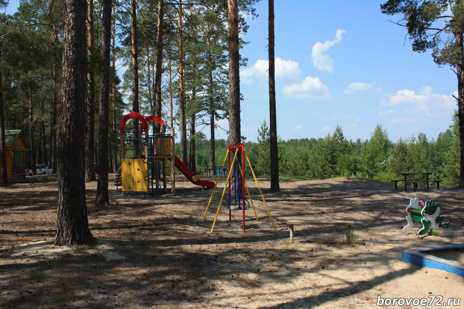 Боровое тюмень. База отдыха Боровое Тюмень. Пляж Боровое Тюмень. Озеро Боровое Тюмень. Озеро Боровое Тюмень горки.