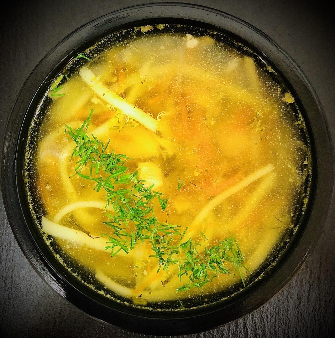 Куриный суп-лапша (Nudelsuppe).