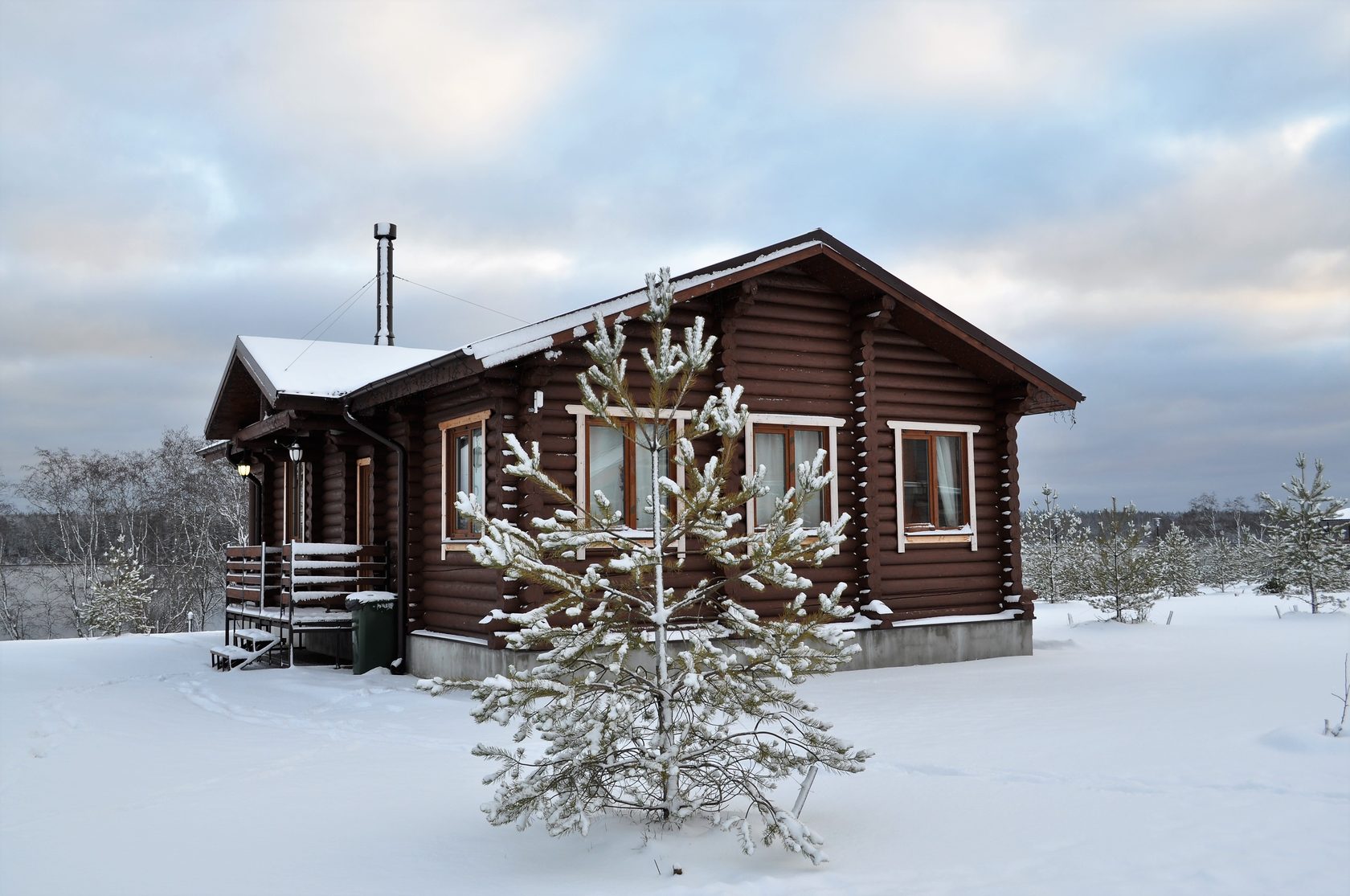 Отдых на Валдае зимой - недорогая база отдыха с домами