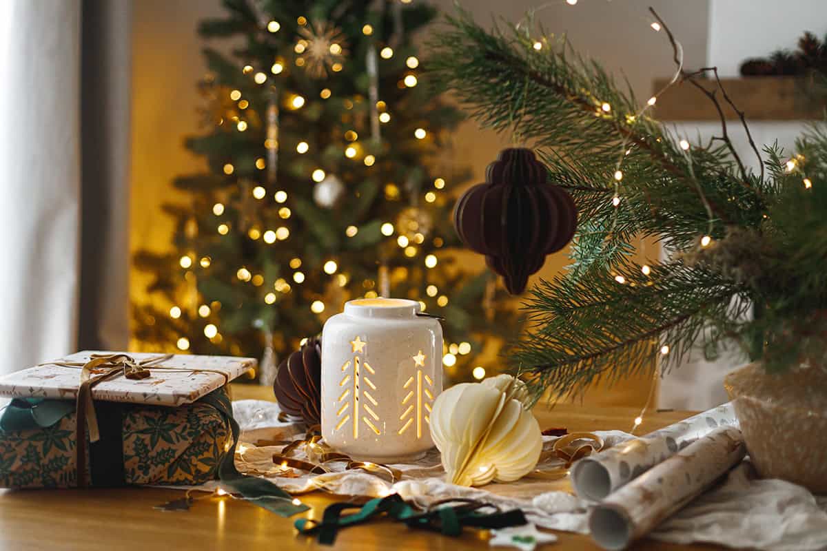 Фонари при свечах