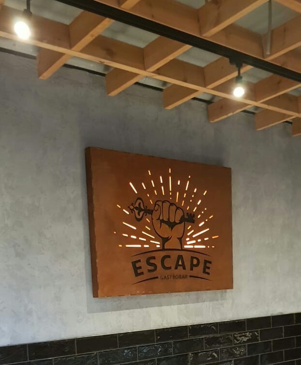 вывеска с подсветкой