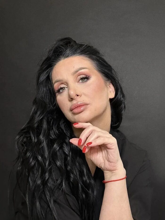 Натиа Данелия — нейл-стилист Персона Обручева