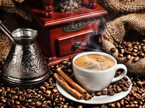 фото нанесения макияжа на лицо девушки 