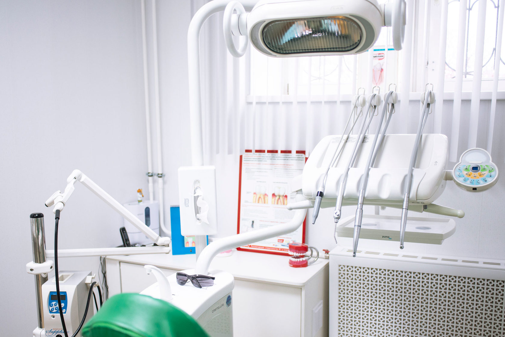 Прокуратура олимпийская деревня д. Стоматологические клиники проспект вернадского. Кабинет хирургии в стоматологии. Дента бейби стоматология юго западная. Беби дент красная пресня.