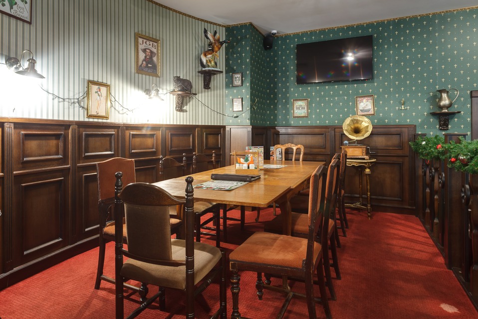 Пять ирландских тостов для большого стола — статья Dublin Pub