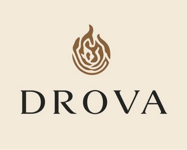 Ароматические свечи в спиле дерева