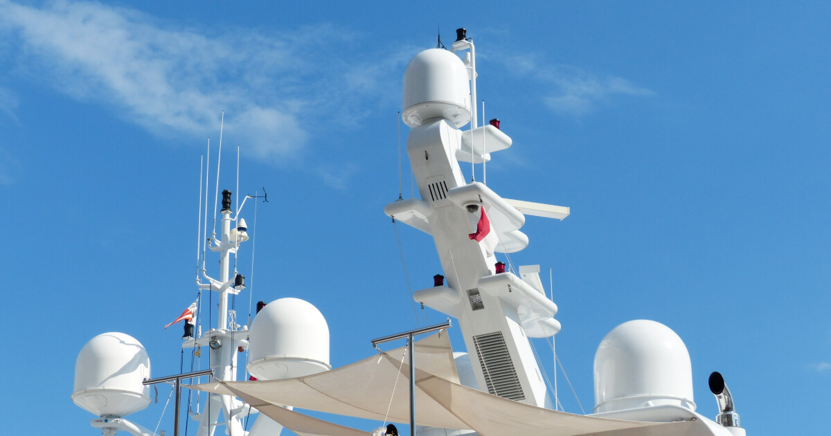 Морские VSAT преимущества использования спутниковых