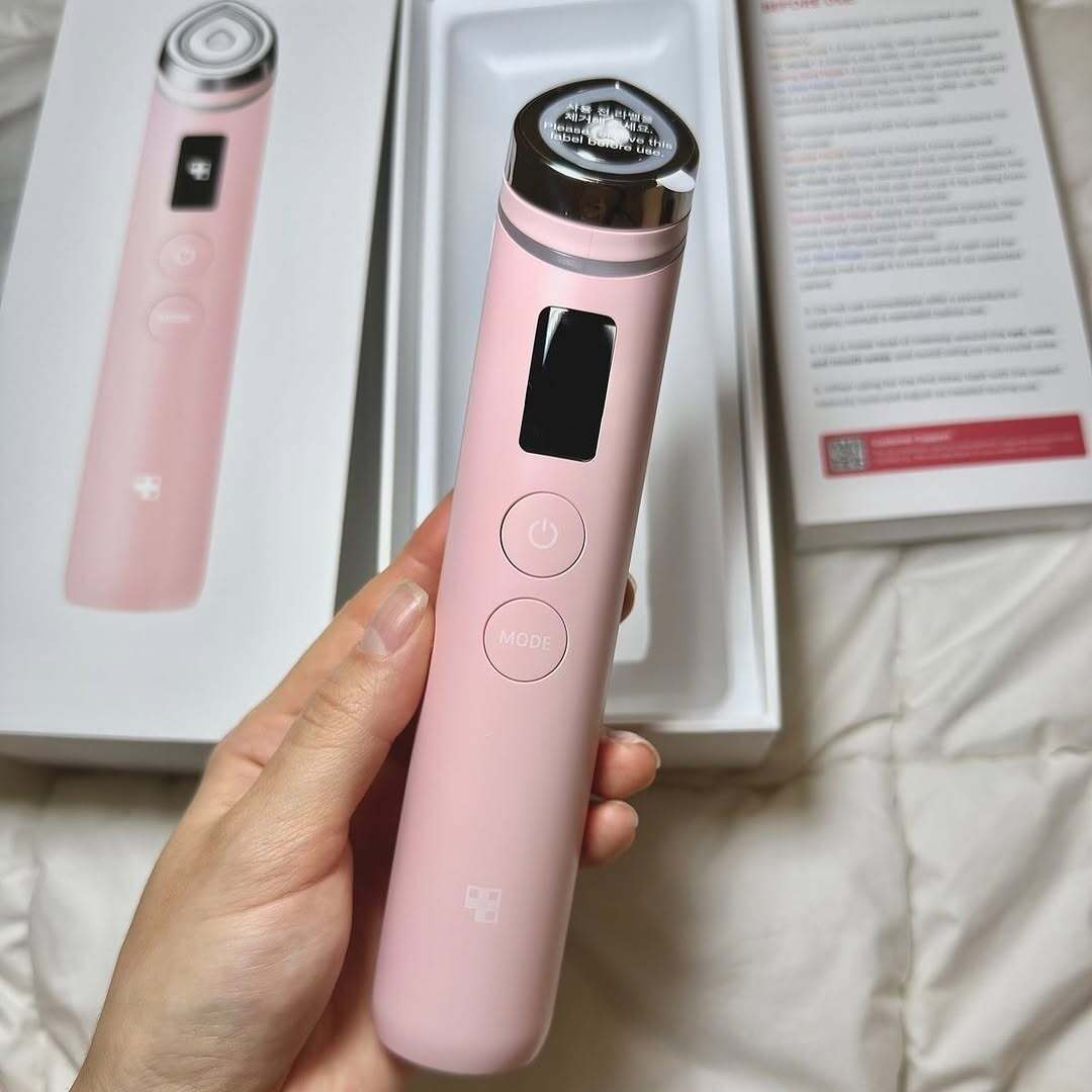 массажер Medicube Age-R Booster Pro