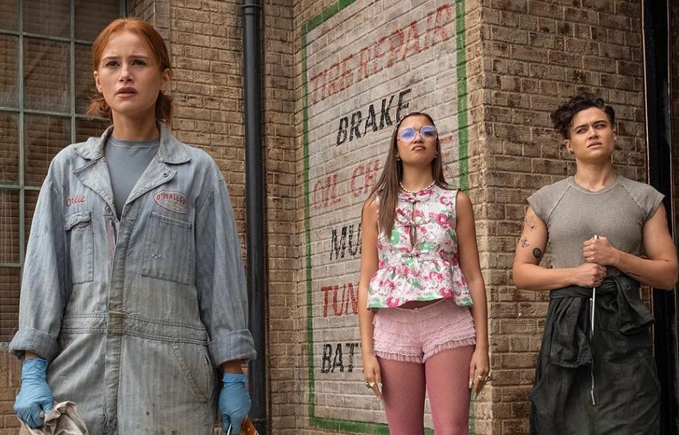 Кадр из фильма «Требуется ремонт» 2025