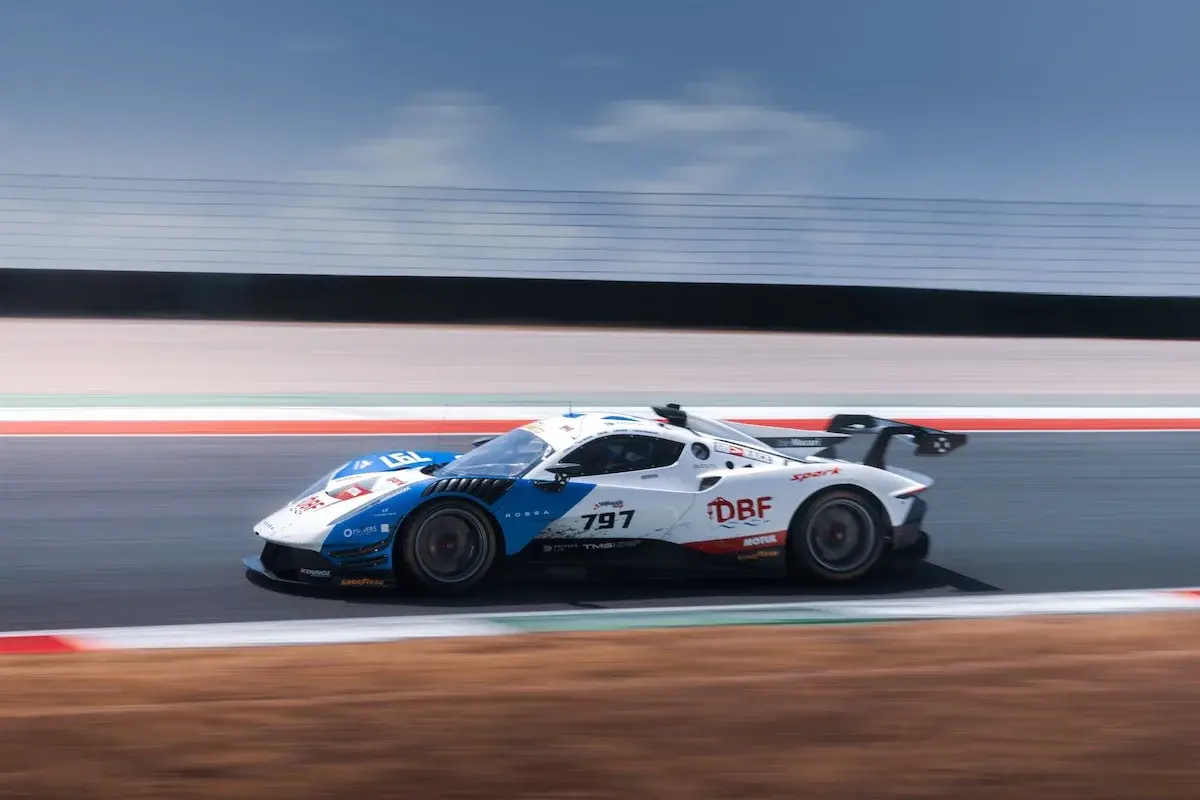 Автомобиль из России выиграл гонку Ultimate Cup GT Sprint