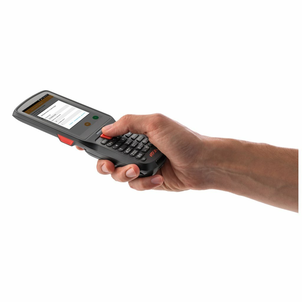 Терминал сбора данных АТОЛ Smart.lite в руке 