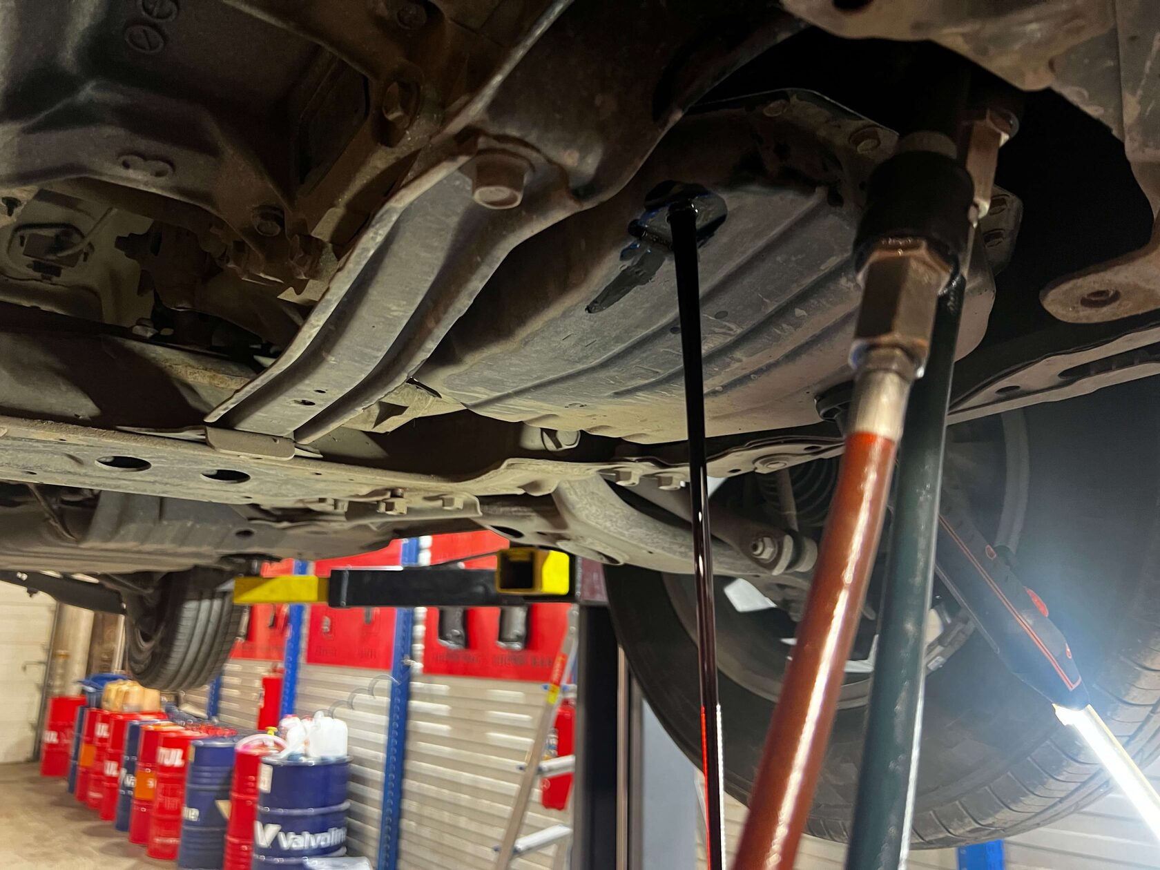 Демонтаж контрольного стакана вариатора