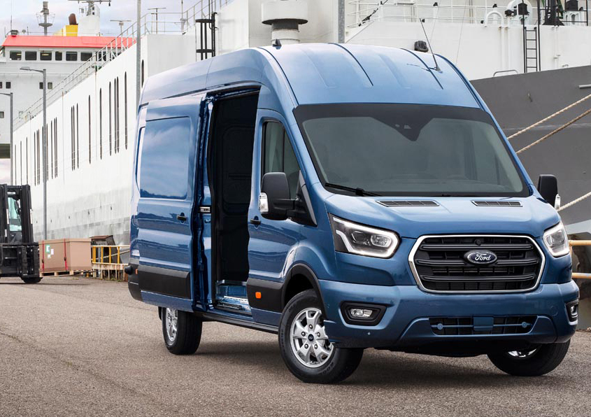 Машина Ford Transit