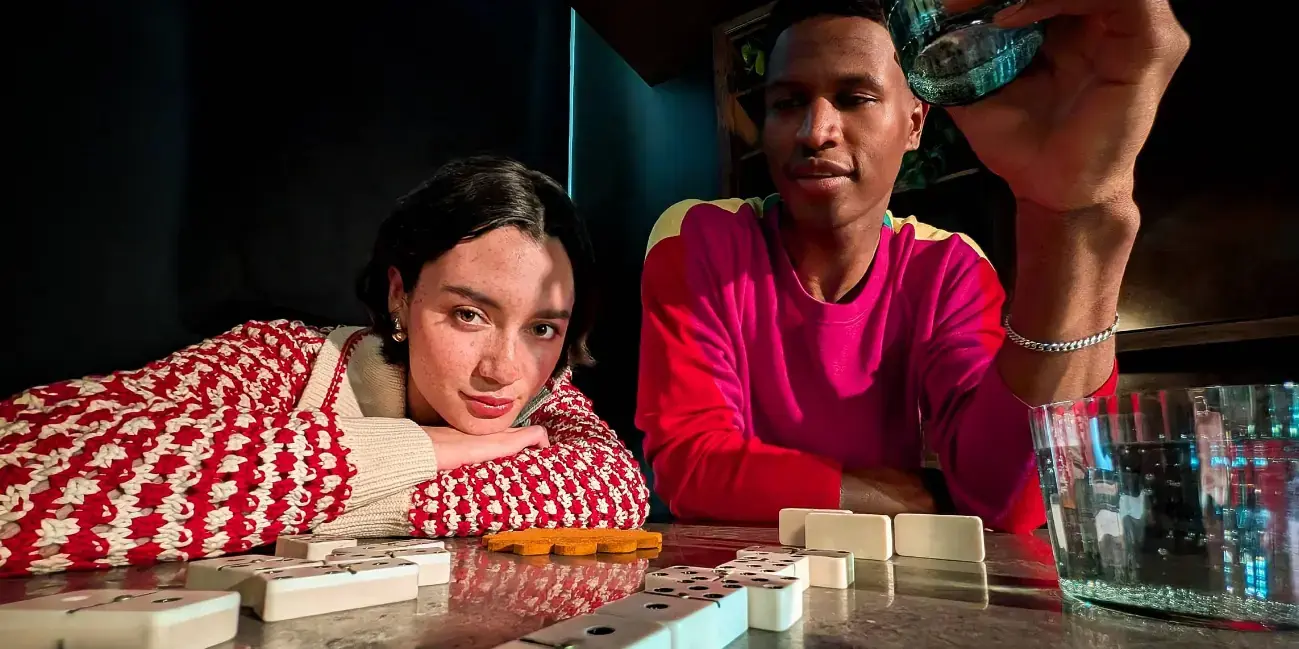 Дисплей Super Actua Pixel 10 Pro с HDR-контентом