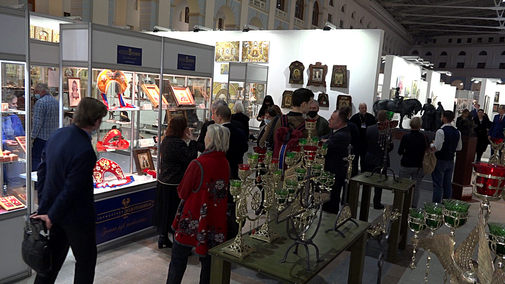 Выставка уникальная Россия в Гостином дворе