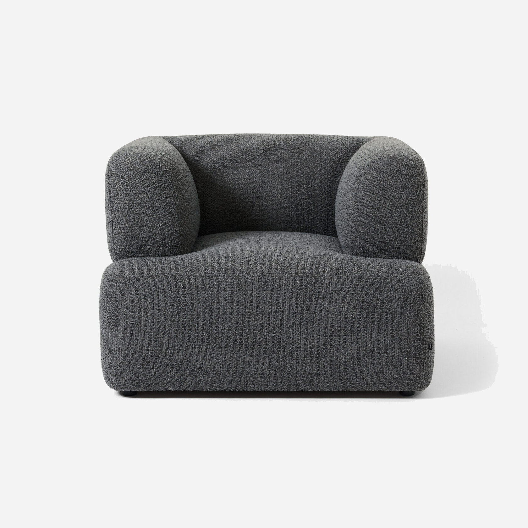 Кресла и пуфики