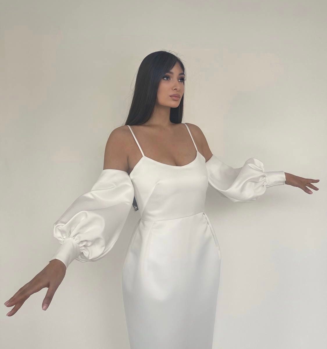 Свадебные платья миди оптом